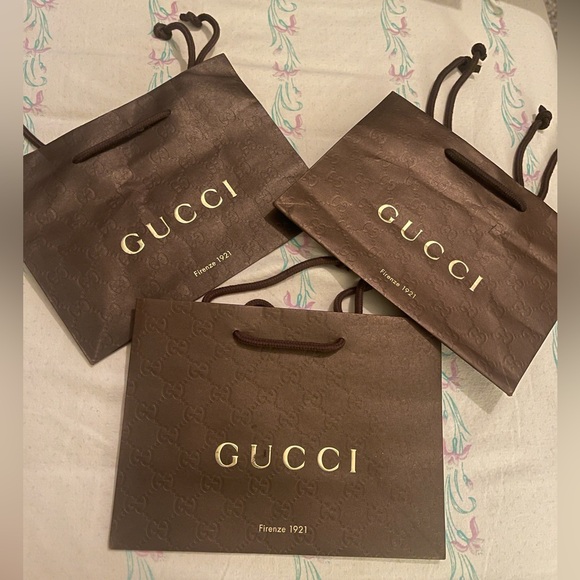 GUCCI embossed Gift/Shop Bag - Picture 3 of 9